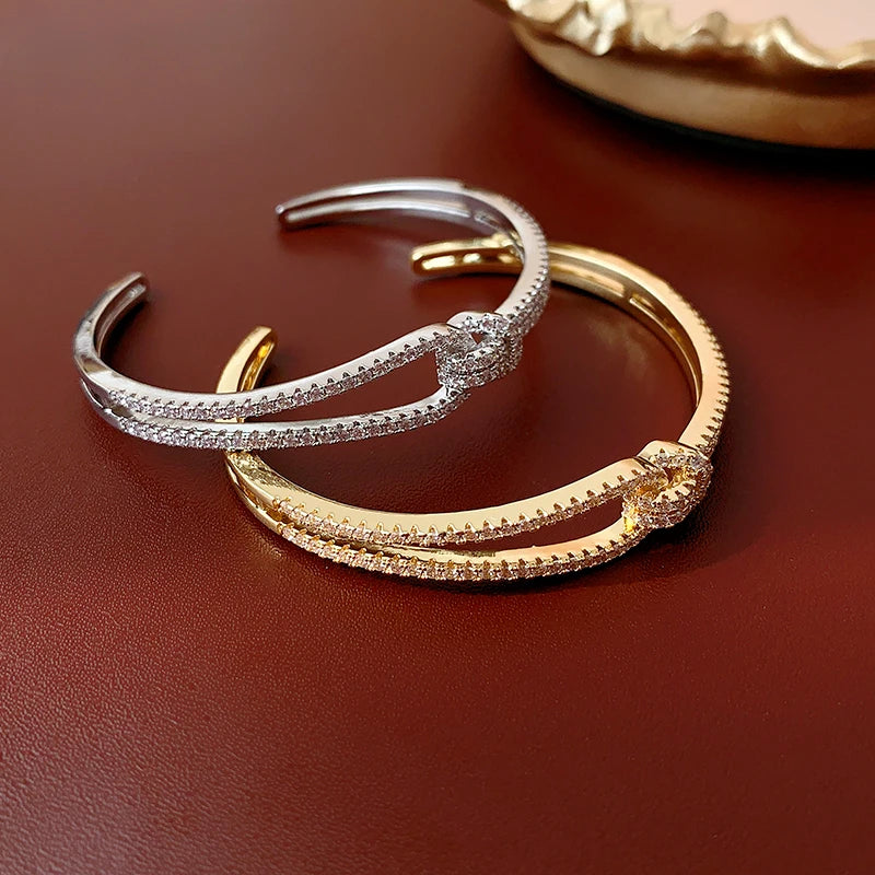 Golden Zircon Knot Bracelet