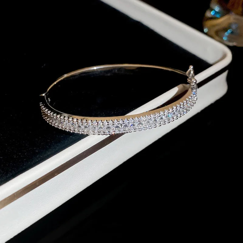Golden Zircon Knot Bracelet