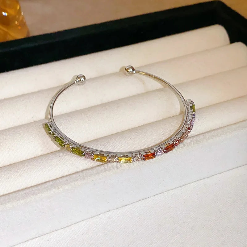 Golden Zircon Knot Bracelet